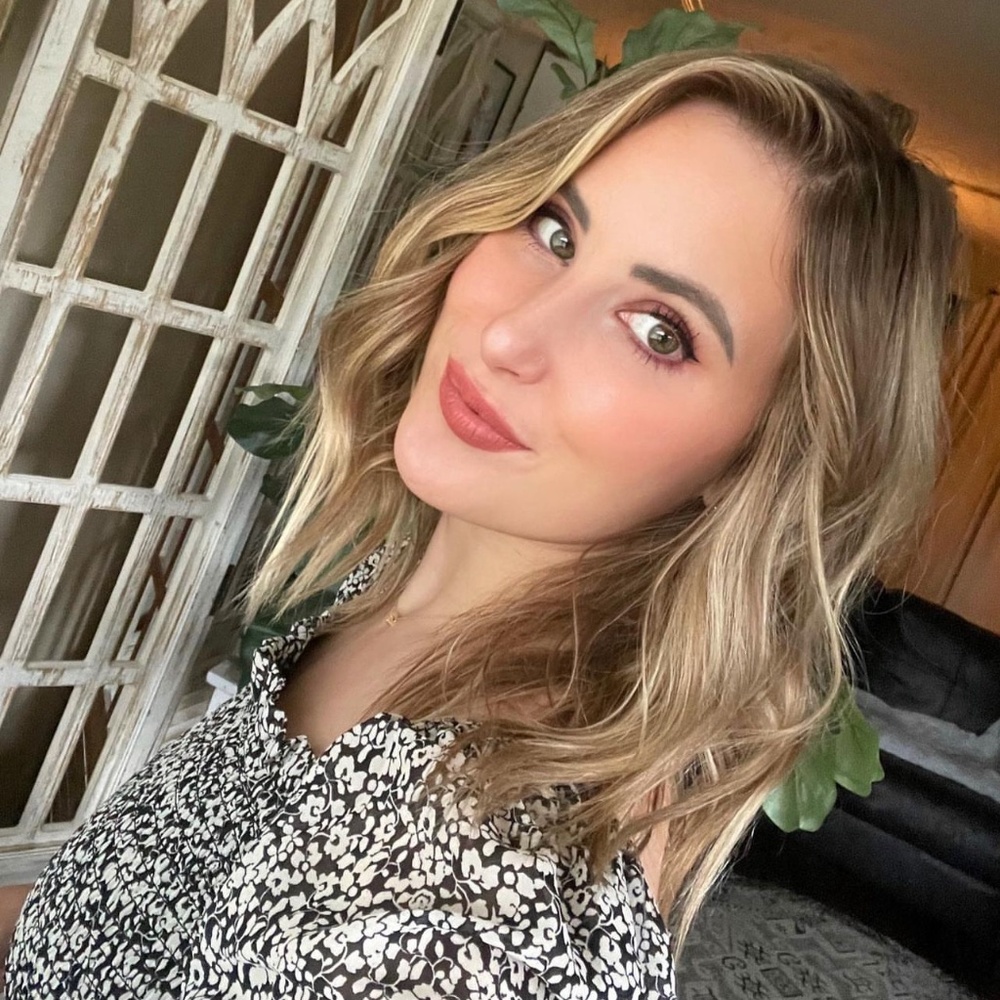 Meet your Posher, Lindsey